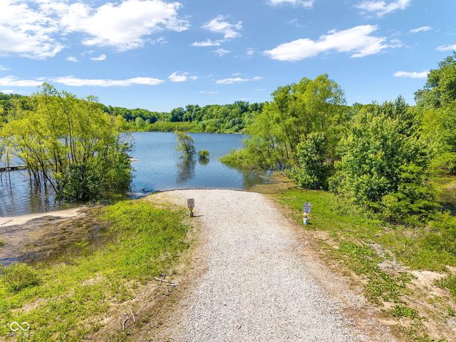 11107 Dogwood Lane, Cloverdale, IN 46120