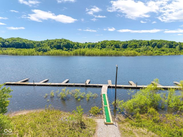 11107 Dogwood Lane, Cloverdale, IN 46120