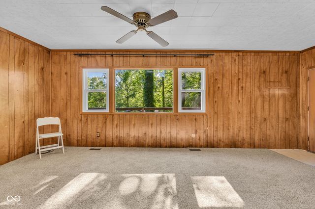 11107 Dogwood Lane, Cloverdale, IN 46120