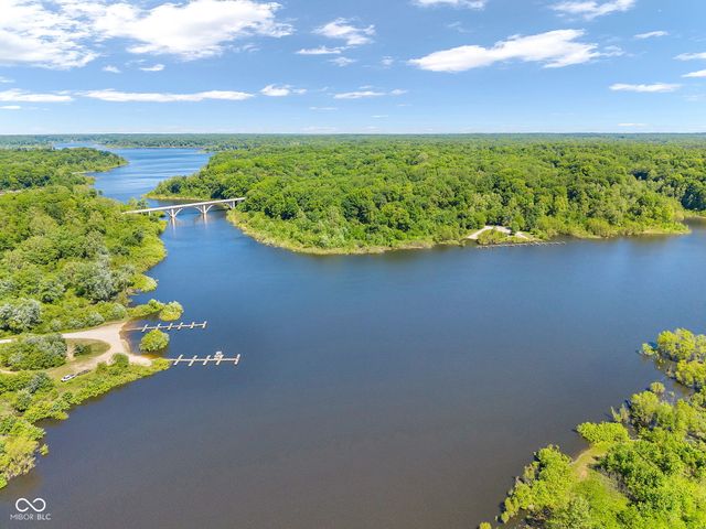 11107 Dogwood Lane, Cloverdale, IN 46120
