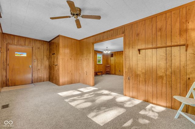 11107 Dogwood Lane, Cloverdale, IN 46120