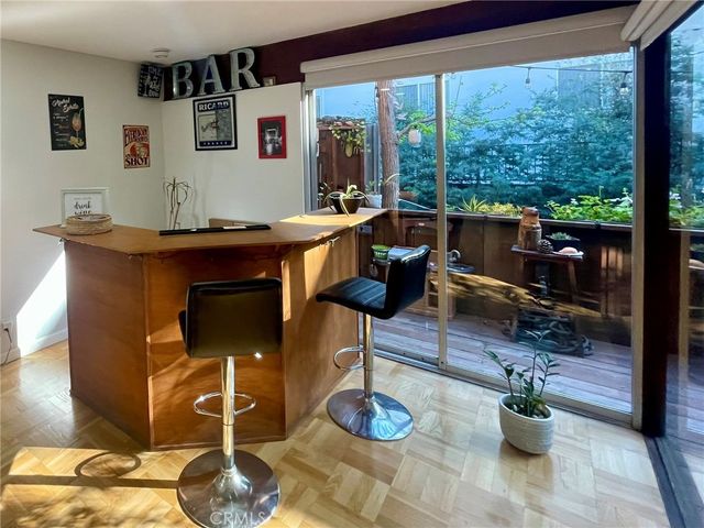 11616 Chenault Street 4, Los Angeles, CA 90049