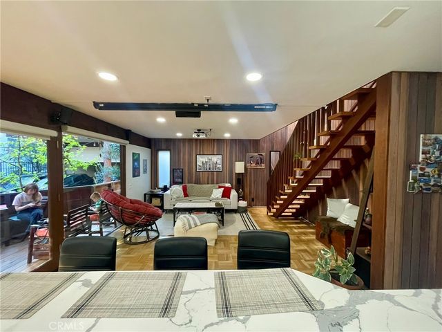11616 Chenault Street 4, Los Angeles, CA 90049