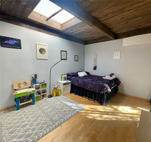 11616 Chenault Street 4, Los Angeles, CA 90049