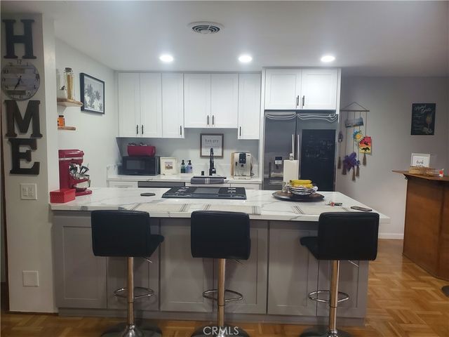 11616 Chenault Street 4, Los Angeles, CA 90049