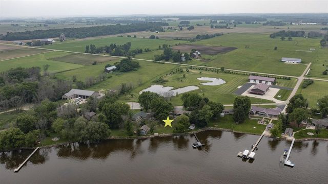 9205 WILLOW LANE, Fremont, WI 54940