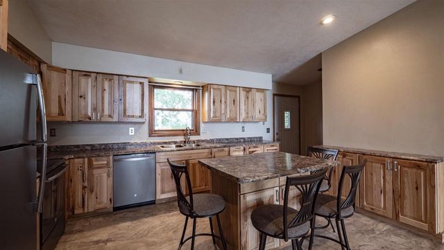 9205 WILLOW LANE, Fremont, WI 54940