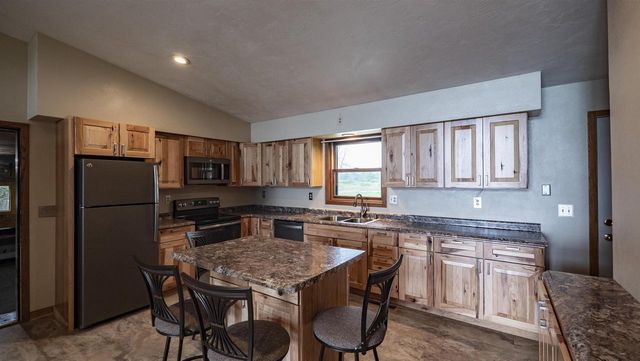 9205 WILLOW LANE, Fremont, WI 54940