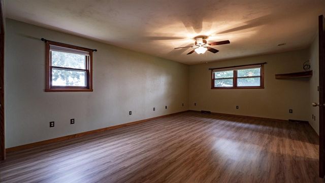 9205 WILLOW LANE, Fremont, WI 54940
