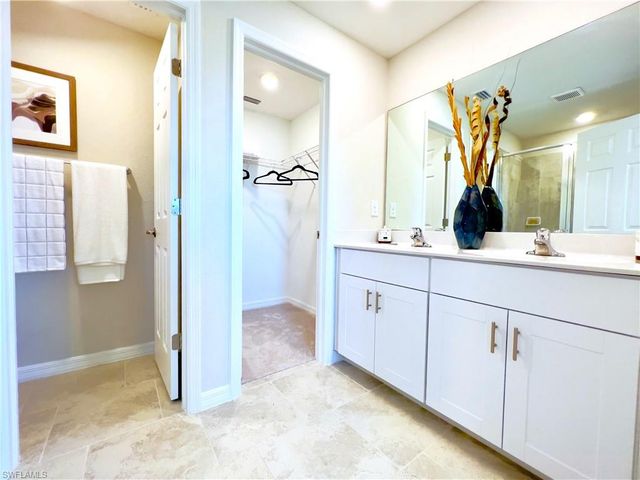 14297 Oviedo Place 14297, Fort Myers, FL 33905