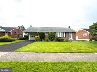 502 E COOVER ST, Mechanicsburg, PA 17055