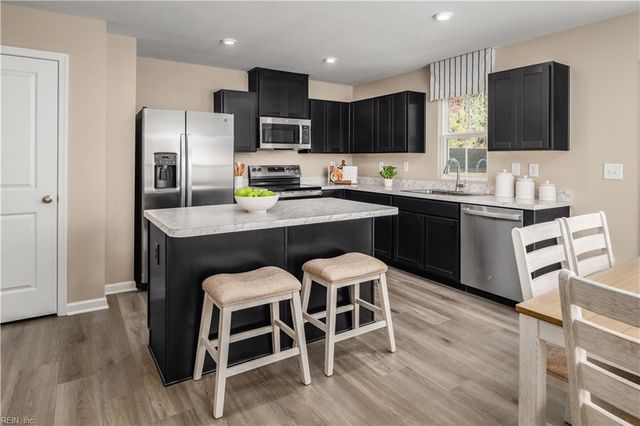 218 Summit PATH, Franklin, VA 23851