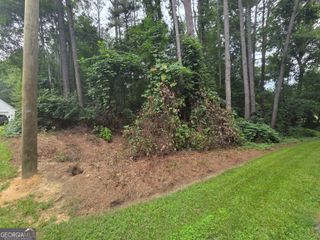 690 Northlake Circle, Oxford, GA 30054