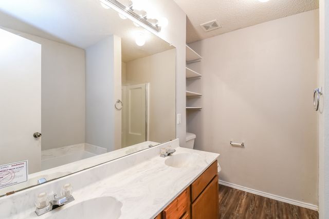 10240 Dawson Trail, Fort Worth, TX 76108
