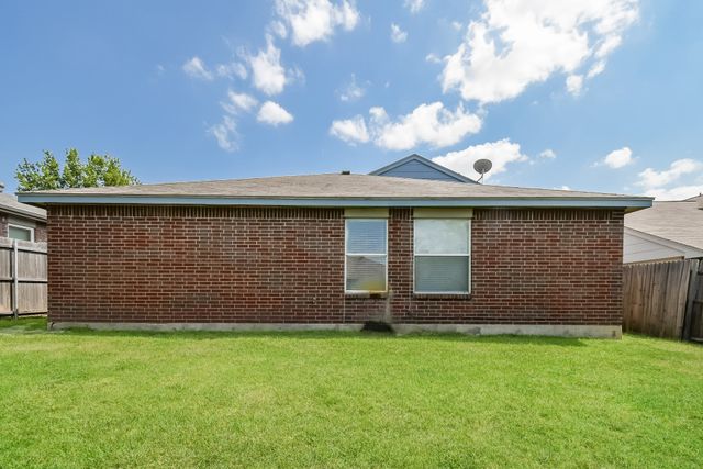 10240 Dawson Trail, Fort Worth, TX 76108