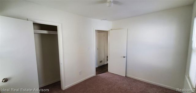 545 E Dallas Avenue, Madison Heights, MI 48071