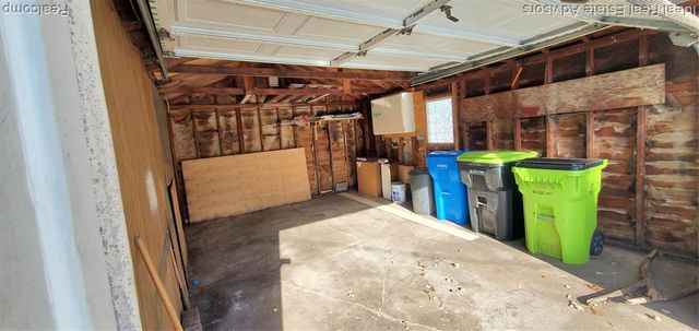 545 E Dallas Avenue, Madison Heights, MI 48071