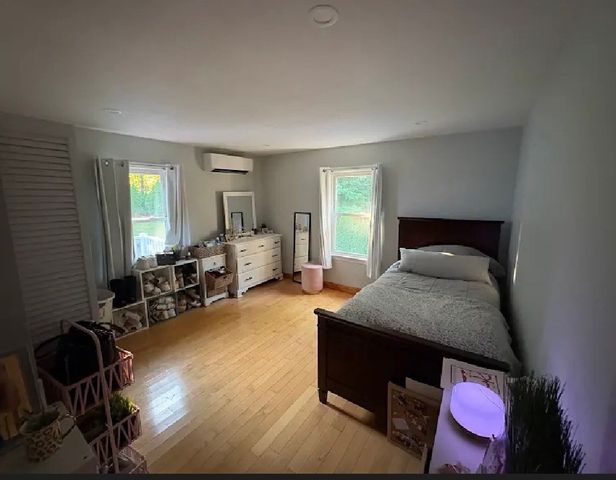 54 Westfield Dr, North Attleboro, MA 02760