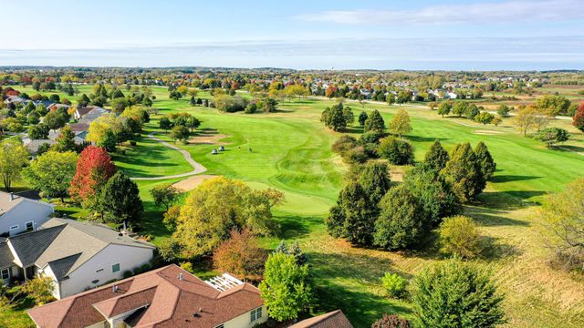 12461 Cold Springs Drive, Huntley, IL 60142