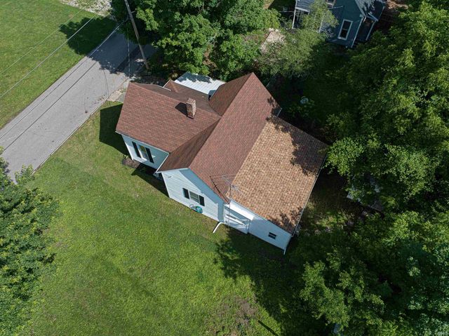 103 S Church Street, Owensville, IN 47665