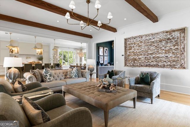 205 Thomas Circle, Roswell, GA 30075