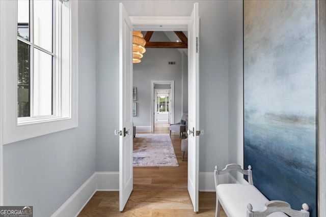 205 Thomas Circle, Roswell, GA 30075