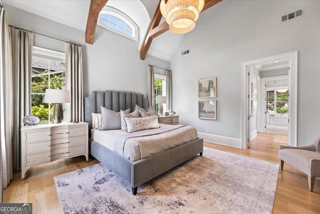 205 Thomas Circle, Roswell, GA 30075