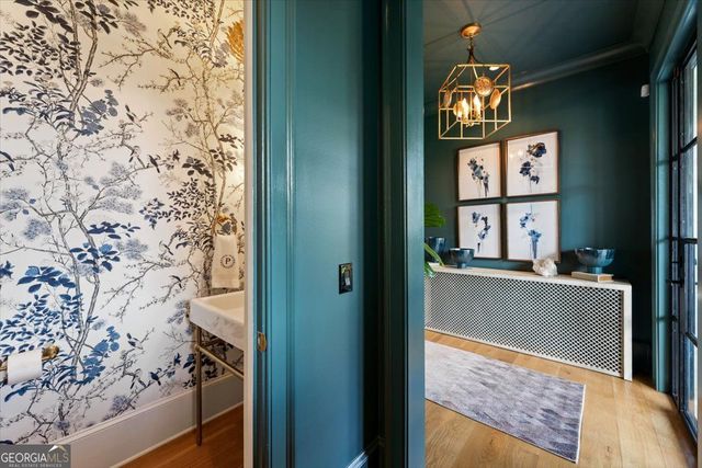 205 Thomas Circle, Roswell, GA 30075