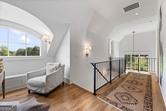205 Thomas Circle, Roswell, GA 30075