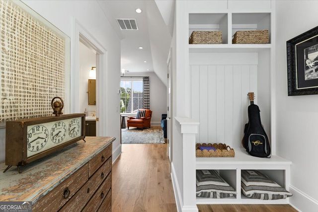 205 Thomas Circle, Roswell, GA 30075