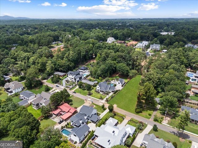 205 Thomas Circle, Roswell, GA 30075