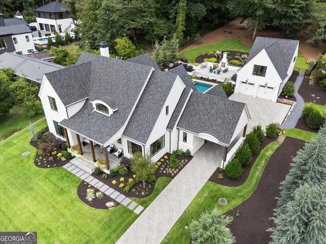 205 Thomas Circle, Roswell, GA 30075