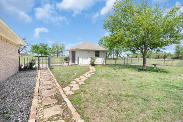 112 Briarwood, Sulphur Springs, TX 75482