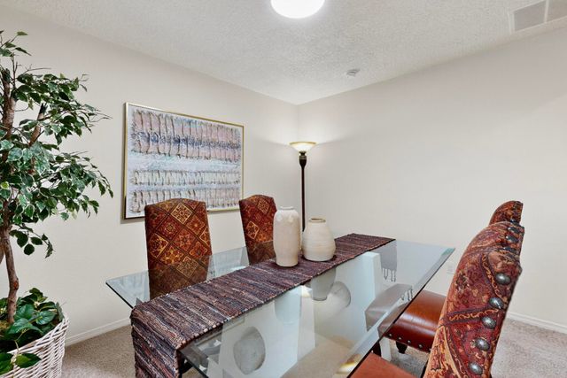 236 El Camino Loop NW, Rio Rancho, NM 87144