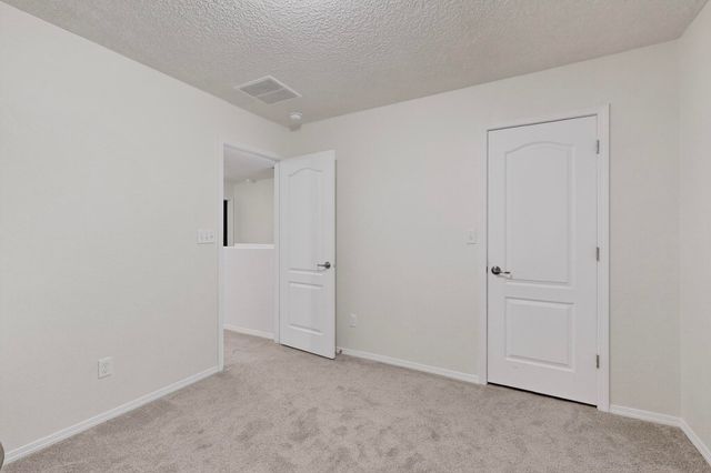 236 El Camino Loop NW, Rio Rancho, NM 87144