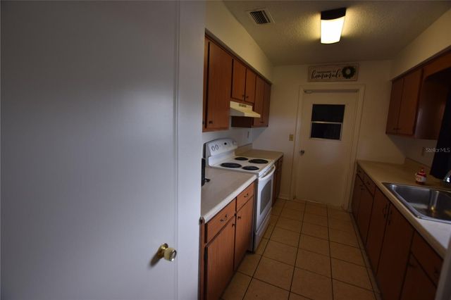 2762 CLEAR COVE LANE, Orlando, FL 32805