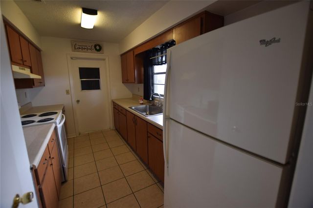 2762 CLEAR COVE LANE, Orlando, FL 32805