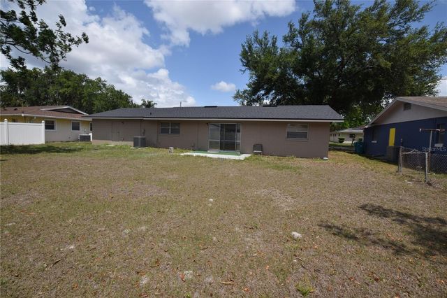 2762 CLEAR COVE LANE, Orlando, FL 32805