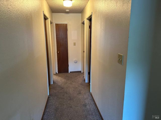 567 Pebble Way St, Clearlake Oaks, CA 95423