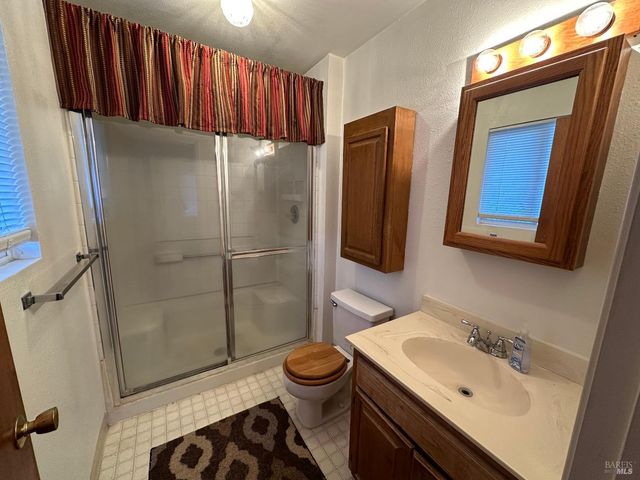 567 Pebble Way St, Clearlake Oaks, CA 95423