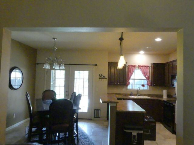 332 Emma Call Court, Decatur, TX 76234
