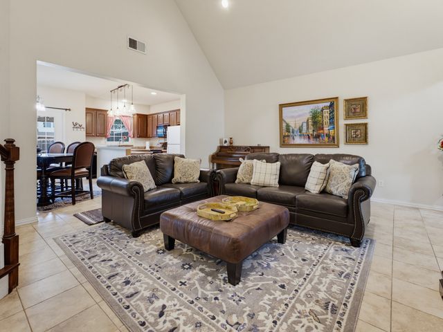 332 Emma Call Court, Decatur, TX 76234