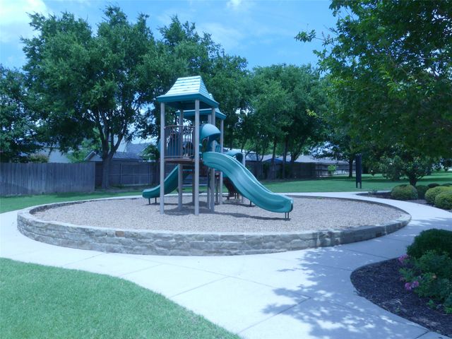 332 Emma Call Court, Decatur, TX 76234