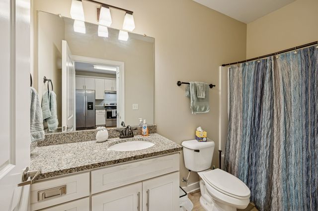 1319 W Main St Apt 303, Franklin, TN 37064