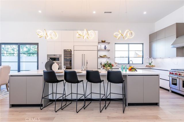20171 Bayview Avenue, Newport Beach, CA 92660