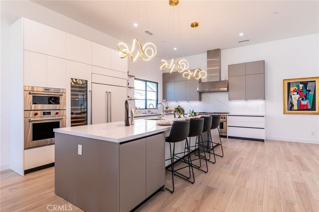 20171 Bayview Avenue, Newport Beach, CA 92660