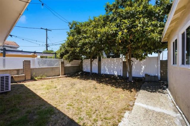 2649 Dalemead St., Torrance, CA 90505