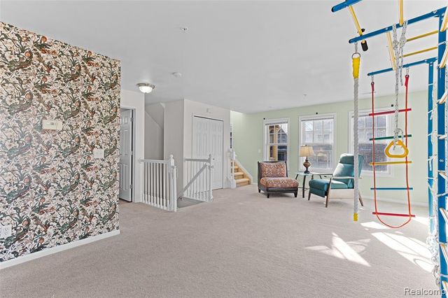 208 Amys Walk, Auburn Hills, MI 48326