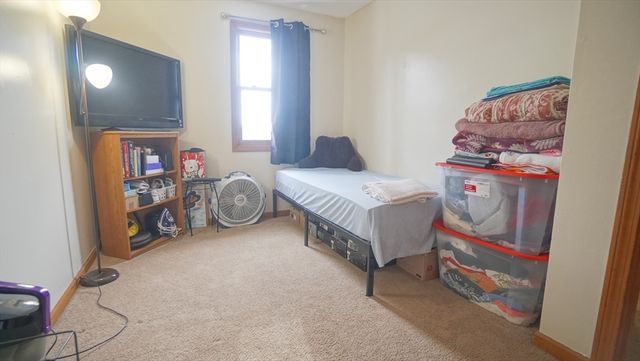 120 Lamplighter Ln C, Springfield, MA 01119