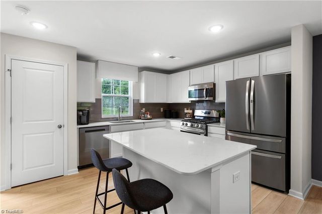 147 Primrose Street, King, NC 27021
